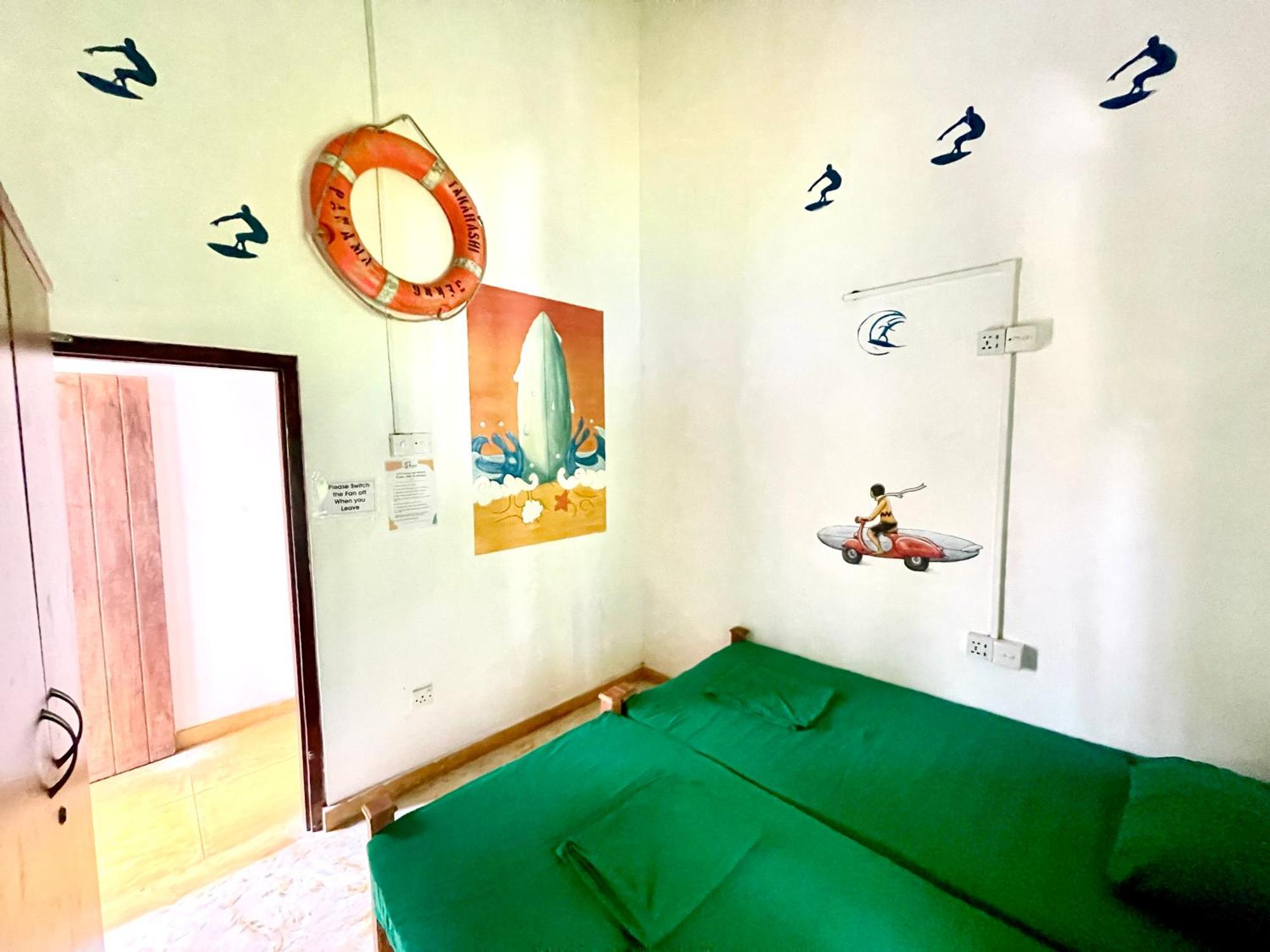 Rockstel Towers Backpacker Hostel Unawatuna Ngoại thất bức ảnh