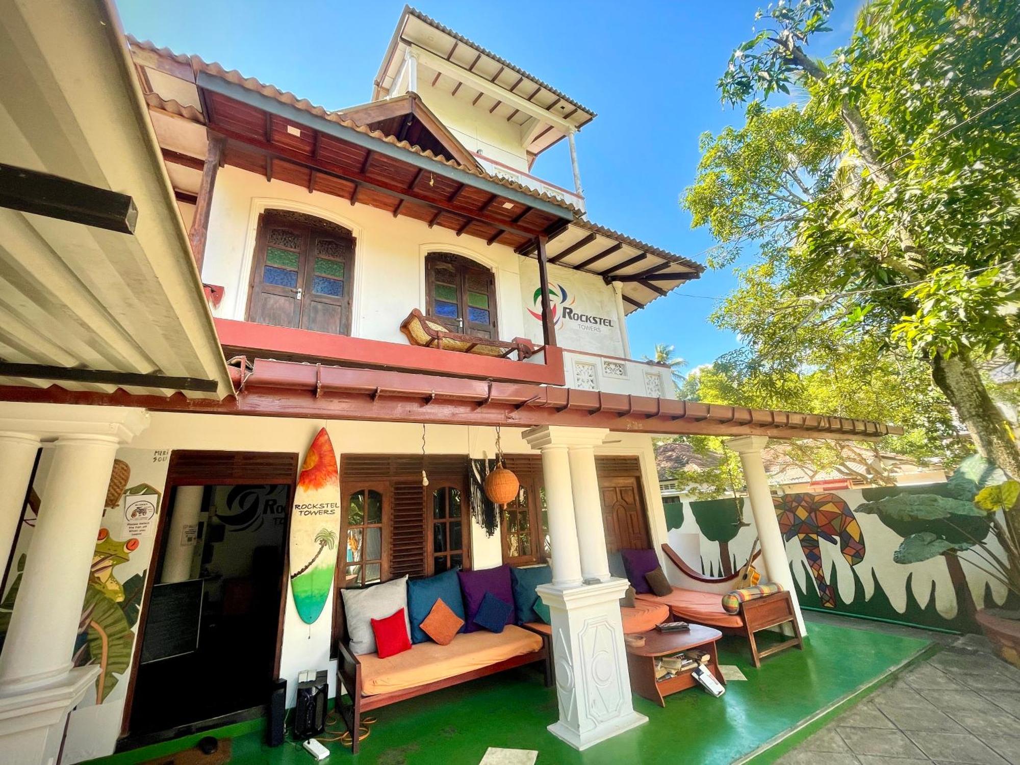 Rockstel Towers Backpacker Hostel Unawatuna Ngoại thất bức ảnh